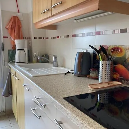 T2 Climatisé Au Lavandou, Proche - Fr-1-308-199 Apartamento Le Lavandou